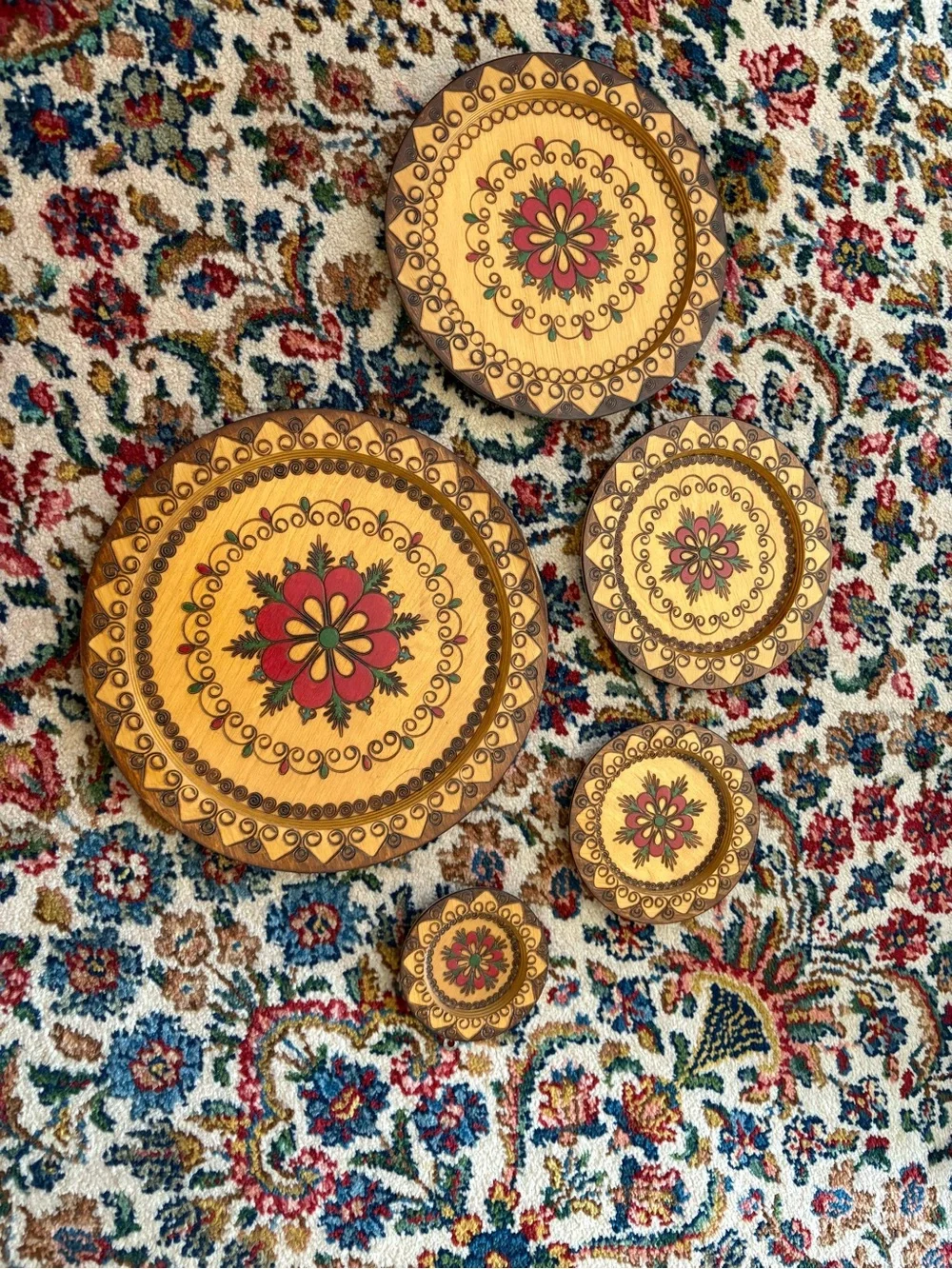 Vintage Polish Handmade Pyrography Wooden Nesting Wall Hanging Plates Set Of 5
